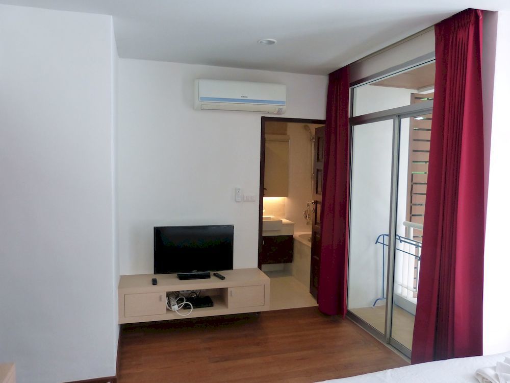 Art Patong Residence Phuket Exterior photo